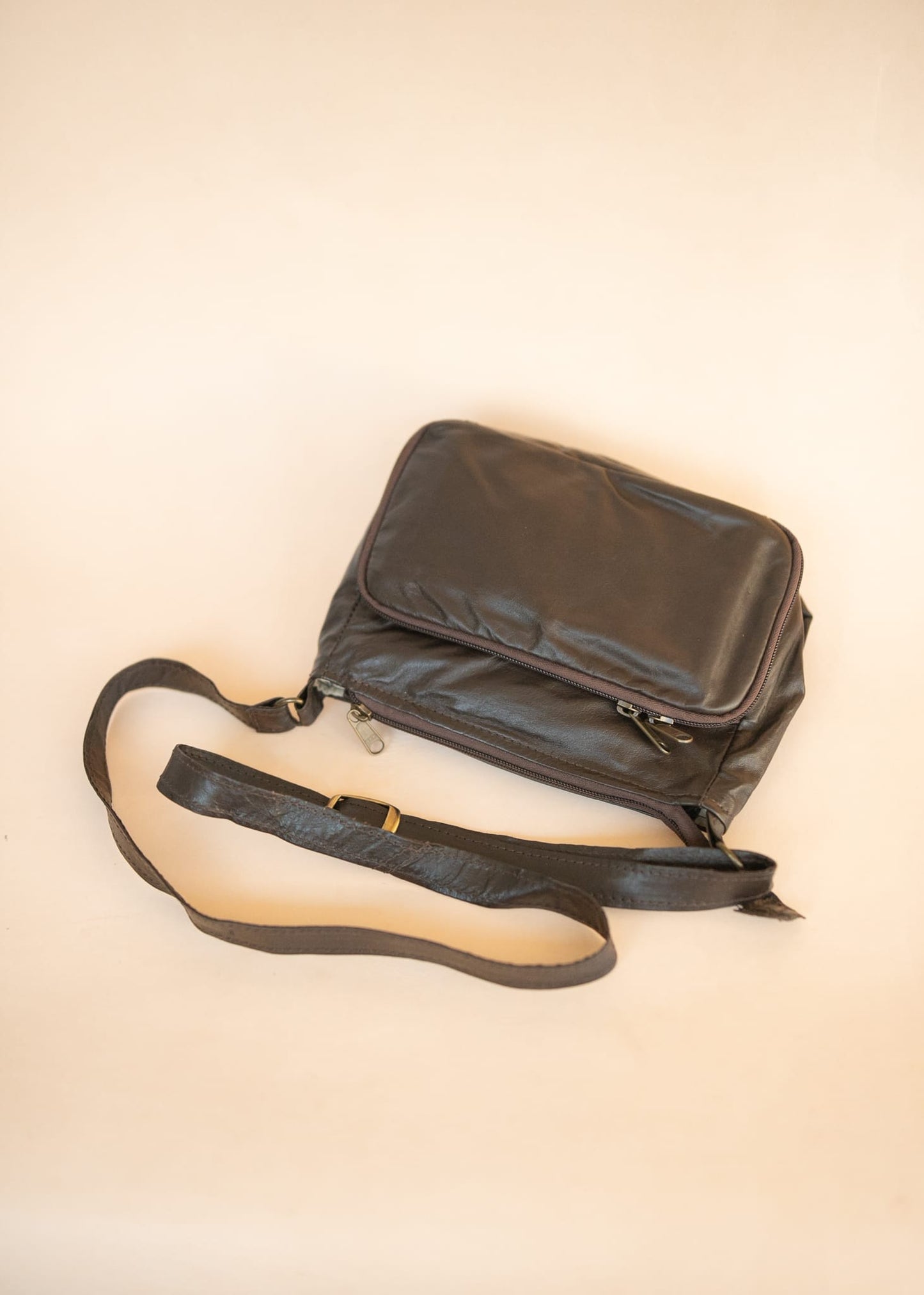 The Real McCaul Handbags Annette HandBag - Small - Kangaroo - Dark Brown Premium Australian Made Australian Owned Made in Australia Handbag- Small Annette HandBag Crossbody Bag Genuine Kangaroo Leather