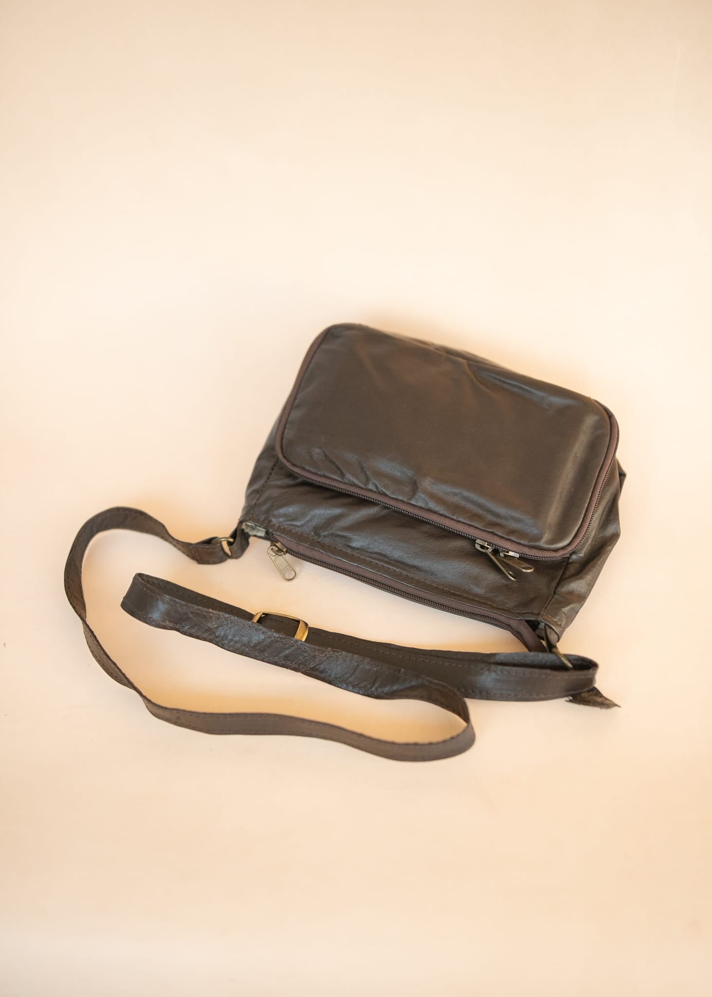 The Real McCaul Handbags Annette HandBag - Small - Kangaroo - Dark Brown Premium Australian Made Australian Owned Made in Australia Handbag- Small Annette HandBag Crossbody Bag Genuine Kangaroo Leather