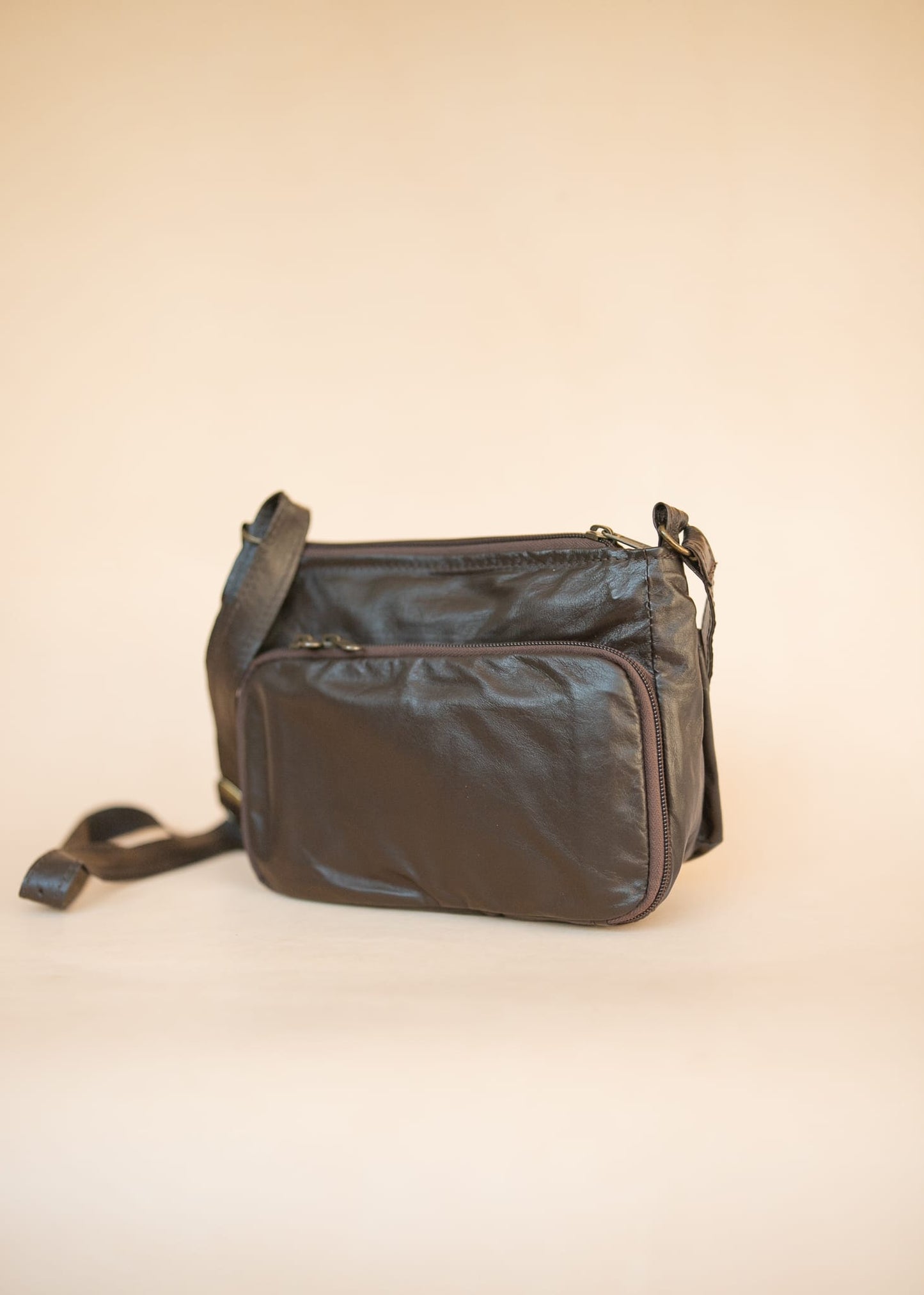 The Real McCaul Handbags Annette HandBag - Small - Kangaroo - Dark Brown Premium Australian Made Australian Owned Made in Australia Handbag- Small Annette HandBag Crossbody Bag Genuine Kangaroo Leather