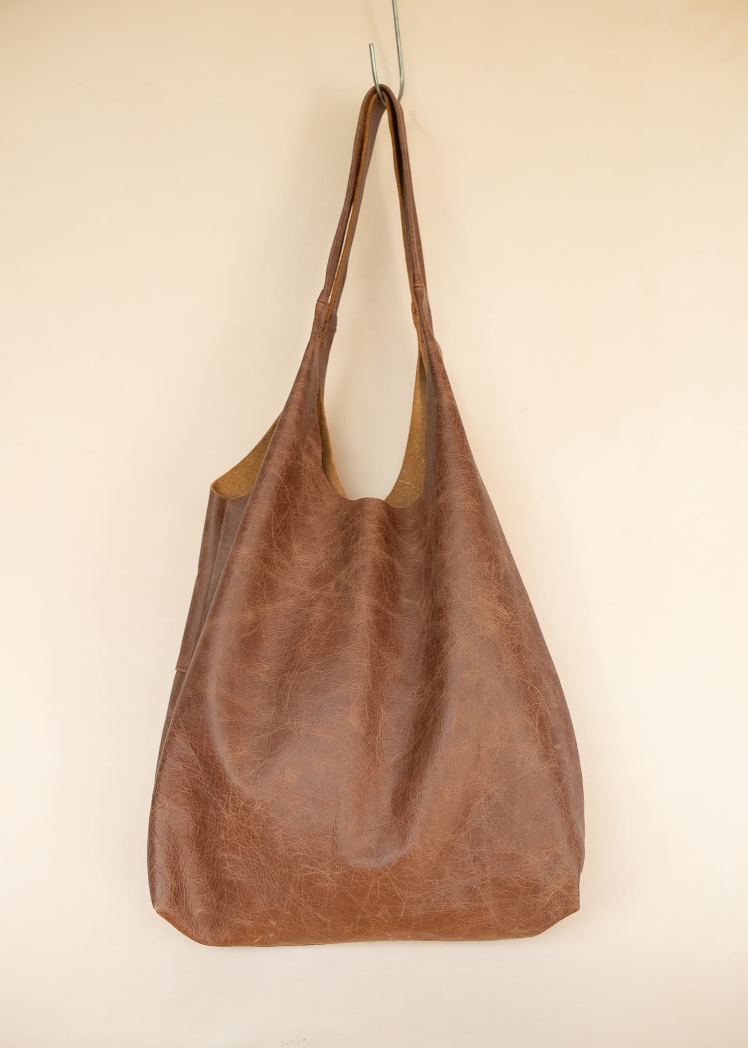 The Real McCaul Leathergoods Handbags Noosa Tote Sling Bag - Marble Brown Cowhide Australian Made Australian Owned Slouch Tote Bag Leather Made In Australia 