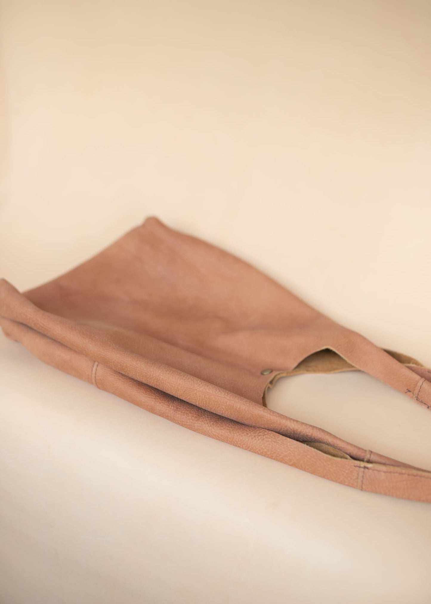 The Real McCaul Leathergoods Handbags Noosa Tote Sling Bag - Mottle Tan - Cowhide Australian Made Australian Owned Slouch Tote Bag Leather Made In Australia 