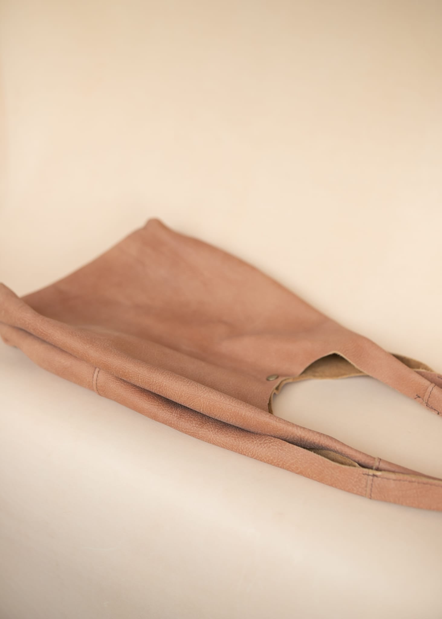The Real McCaul Leathergoods Handbags Noosa Tote Sling Bag - Mottle Tan - Cowhide Australian Made Australian Owned Slouch Tote Bag Leather Made In Australia 