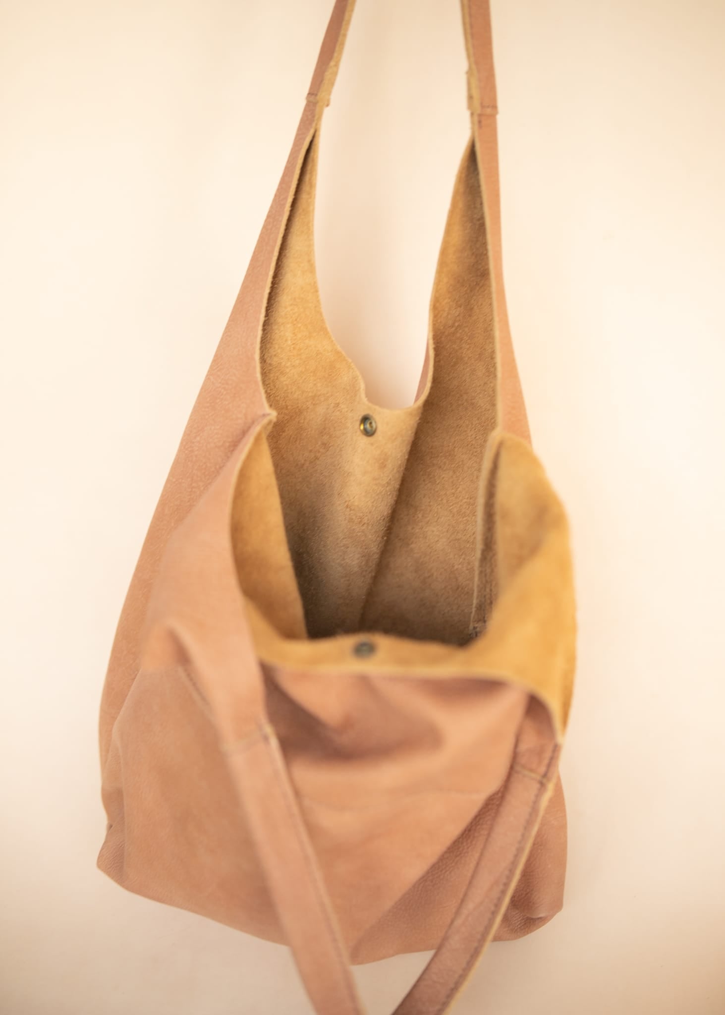 The Real McCaul Leathergoods Handbags Noosa Tote Sling Bag - Mottle Tan - Cowhide Australian Made Australian Owned Slouch Tote Bag Leather Made In Australia 