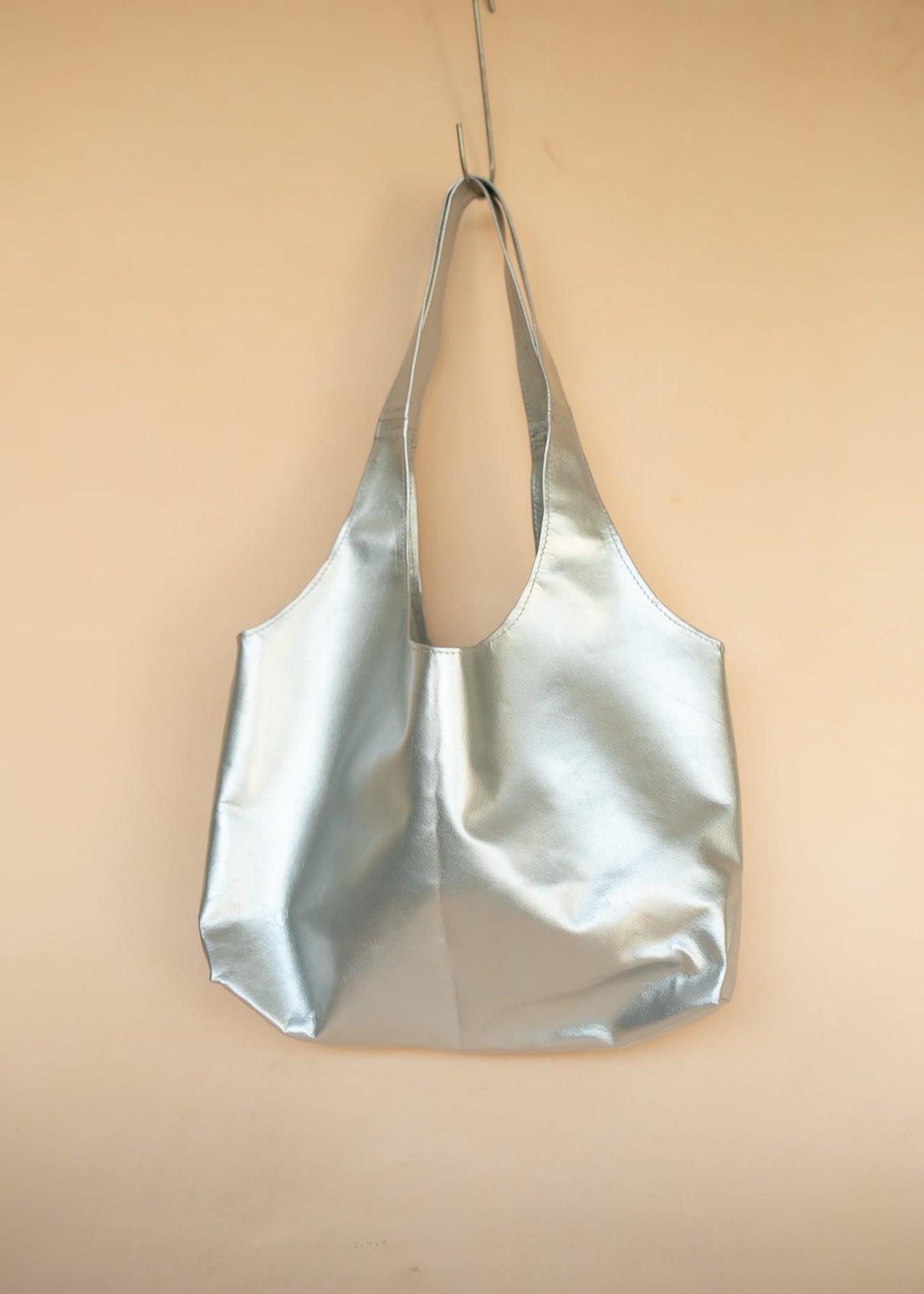 The Real McCaul Leathergoods Handbags Noosa Tote Sling Bag - Silver - Kangaroo Australian Made Australian Owned Slouch Tote Bag Leather Made In Australia 