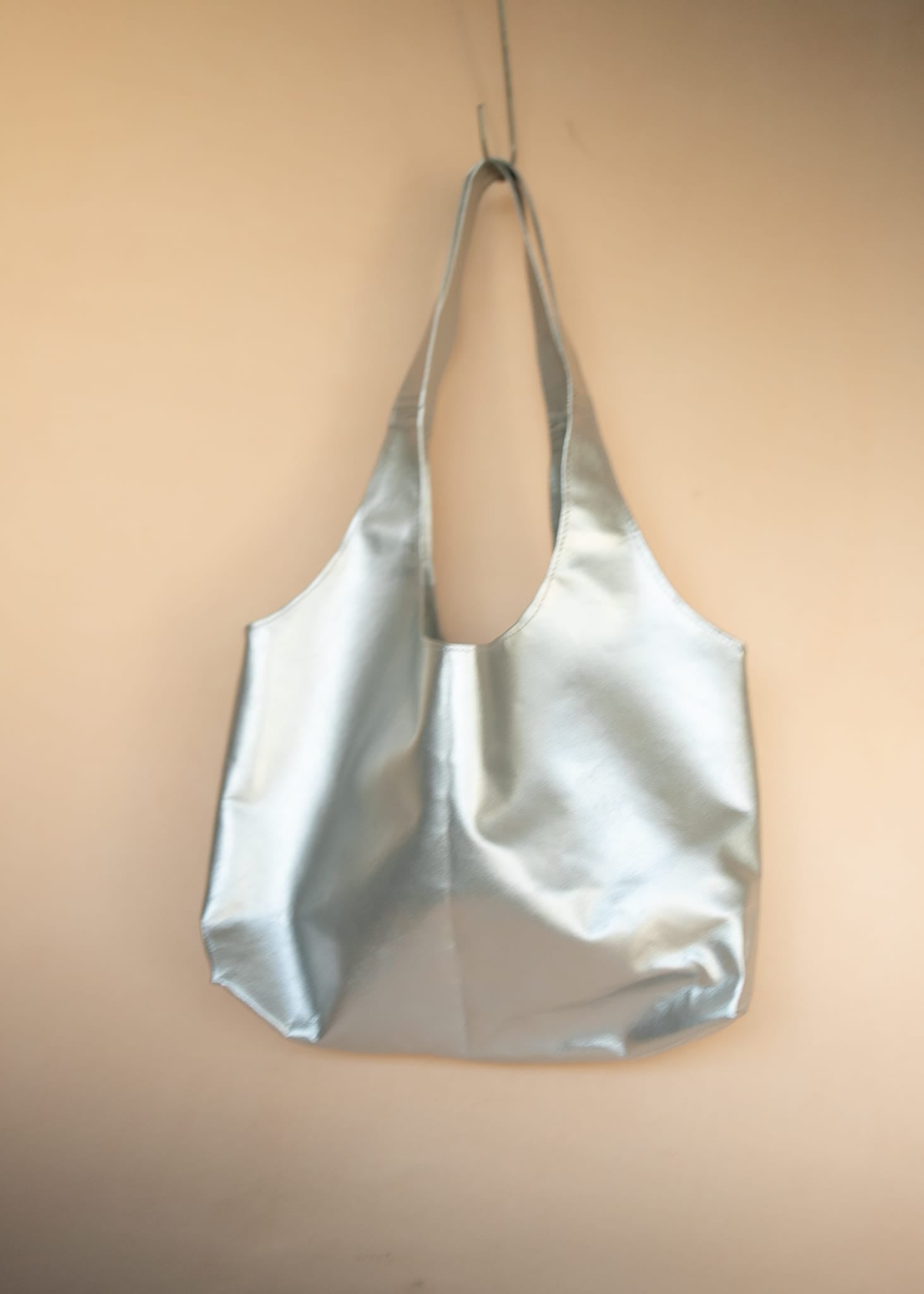 The Real McCaul Leathergoods Handbags Noosa Tote Sling Bag - Silver - Kangaroo Australian Made Australian Owned Slouch Tote Bag Leather Made In Australia 