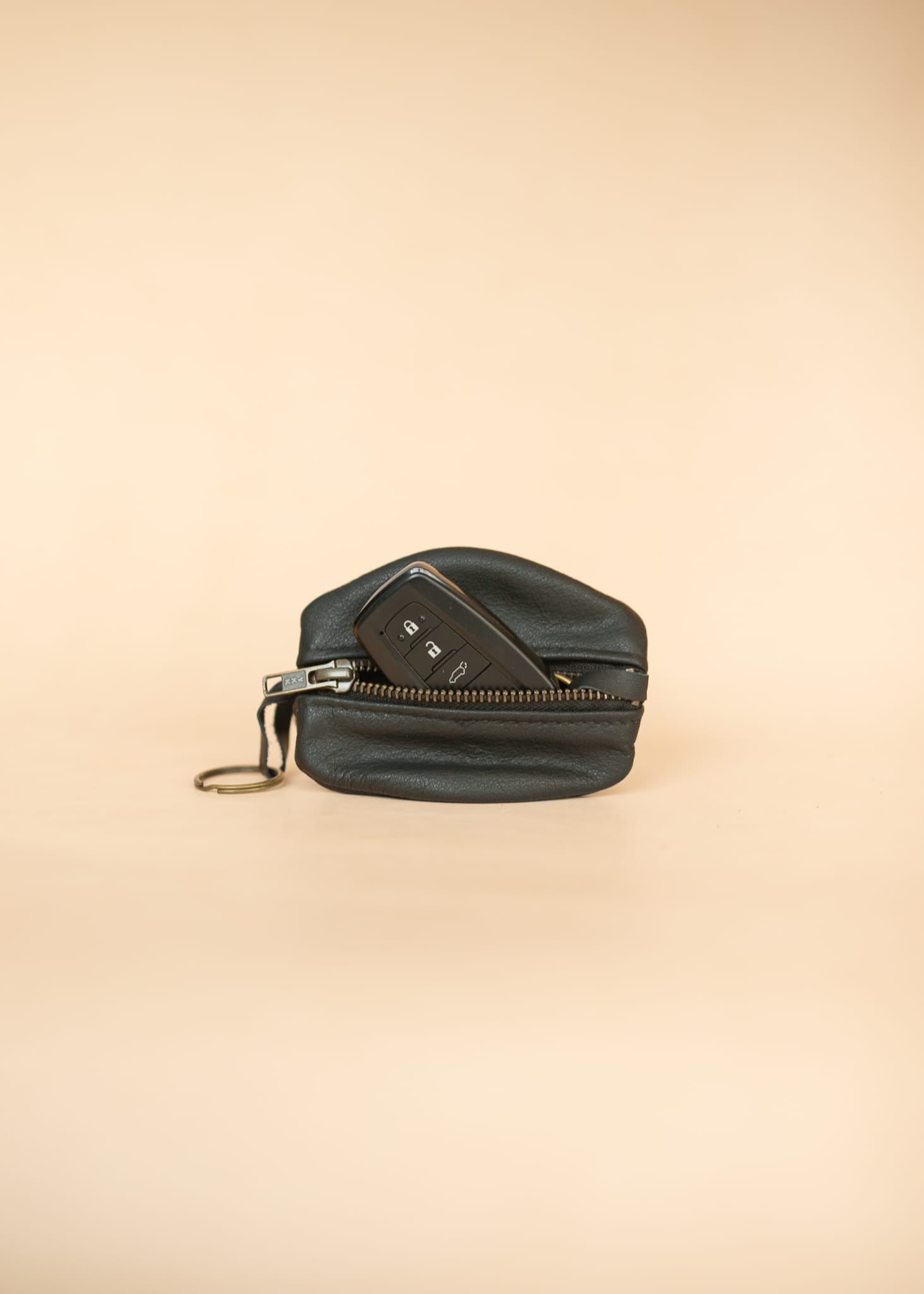The Real McCaul Leathergoods Keyring Double Sided Key & Coin Pouch - Cowhide Australian Made Australian Owned Double Sided Key & Coin Pouch- MADE IN AUSTRALIA - Genuine Leather