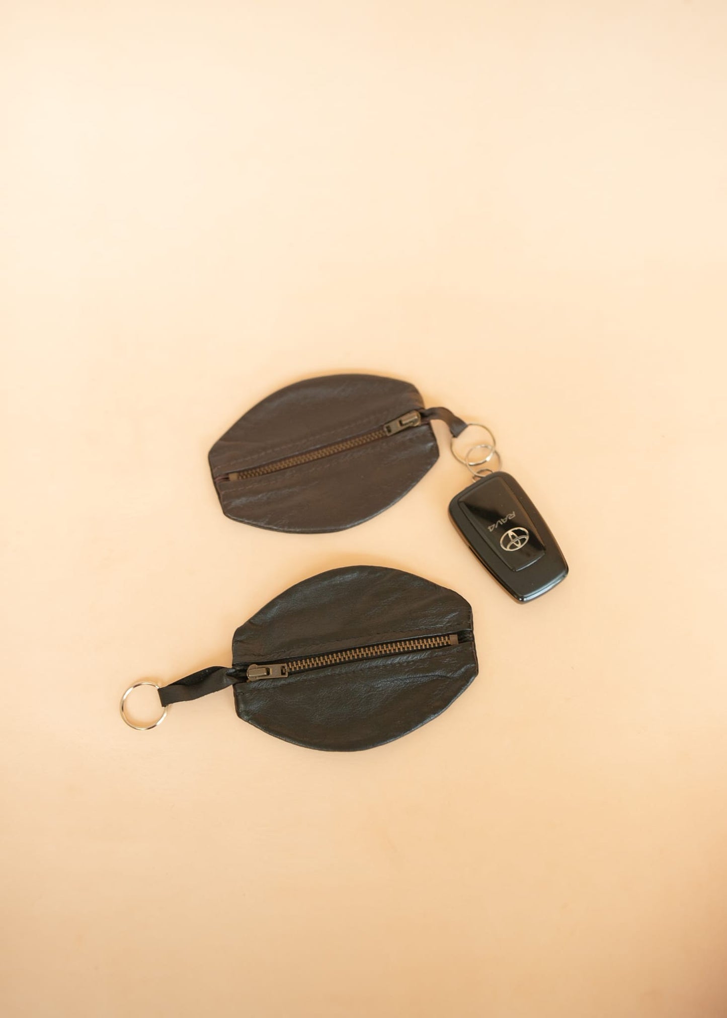 The Real McCaul Leathergoods Keyring One Zip Key & Coin Pouch - Kangaroo Australian Made Australian Owned Double Sided Key & Coin Pouch- MADE IN AUSTRALIA - Genuine Leather