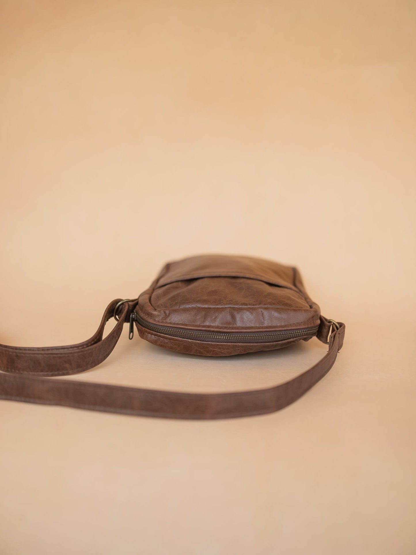 The Real McCaul Leathergoods Manbag Charlie Satchel Sidebag - Cowhide Australian Made Australian Owned Charlie Leather Sidebag Satchel Man Bag- Made In Australia